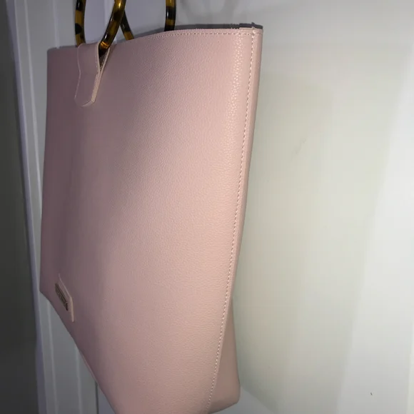 Vince Camuto Large PVC Pink Tote. 19 x 13 - Picture 6 of 9